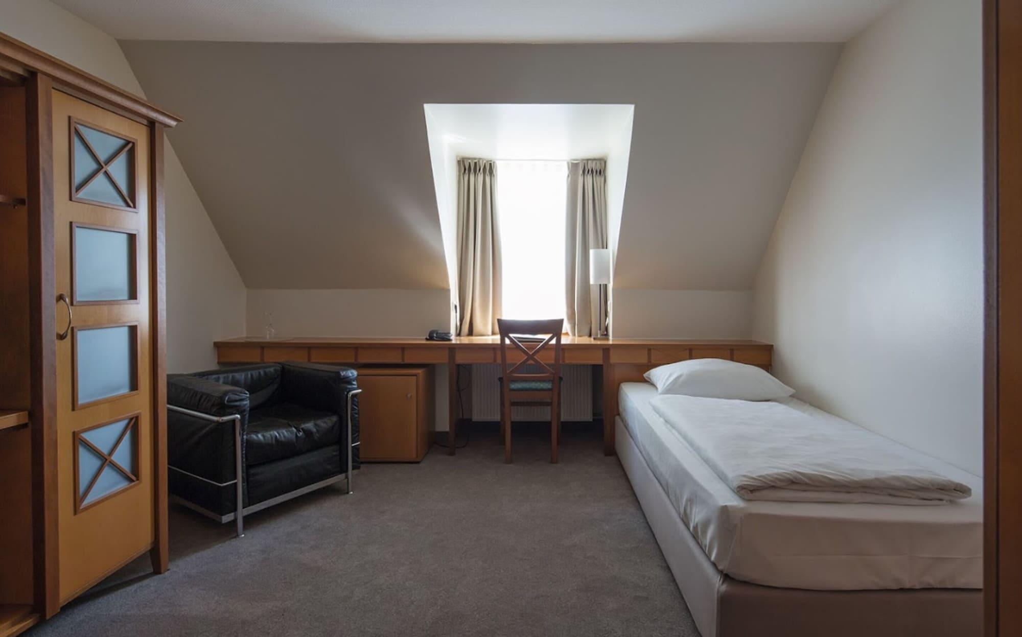Parkhotel Schmid Adelsried Dış mekan fotoğraf