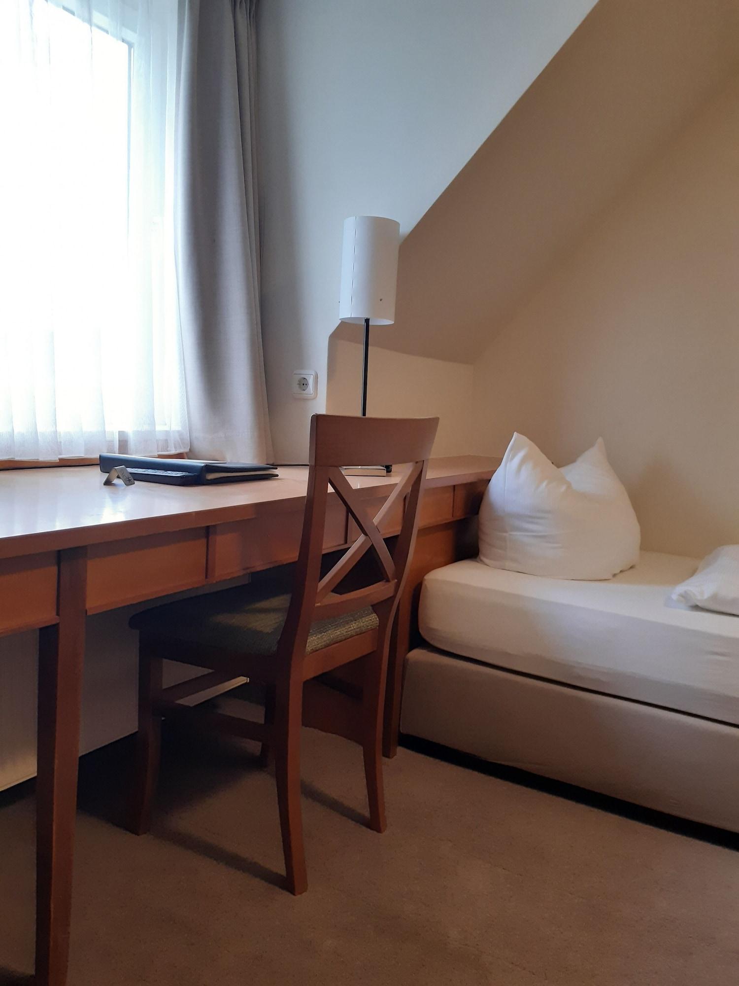 Parkhotel Schmid Adelsried Dış mekan fotoğraf