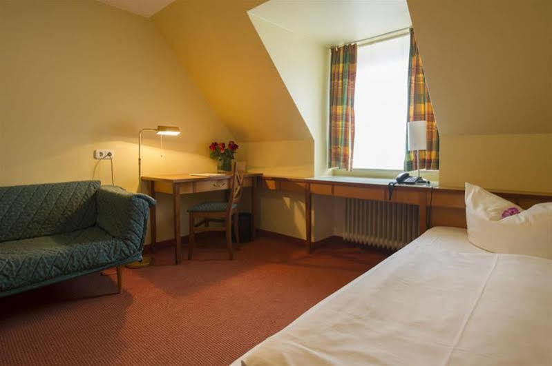 Parkhotel Schmid Adelsried Dış mekan fotoğraf