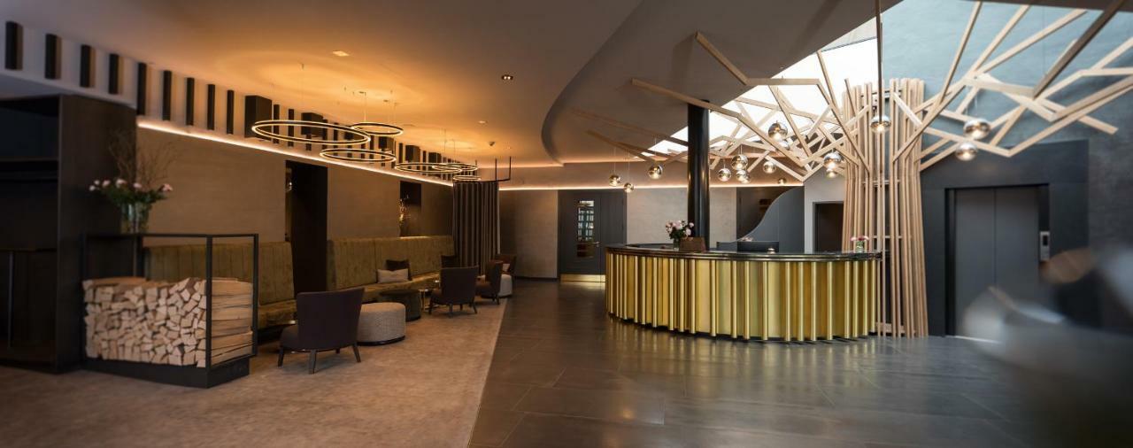 Parkhotel Schmid Adelsried Dış mekan fotoğraf